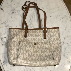 Michael Kors purse